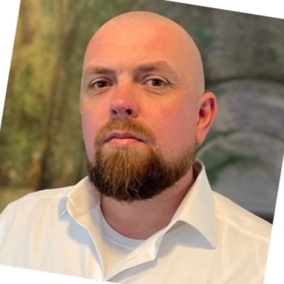 Website Review Photo